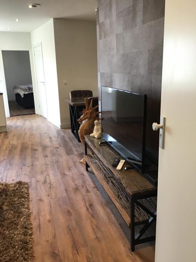 Chic Appartement In Sas Van Gent Εξωτερικό φωτογραφία